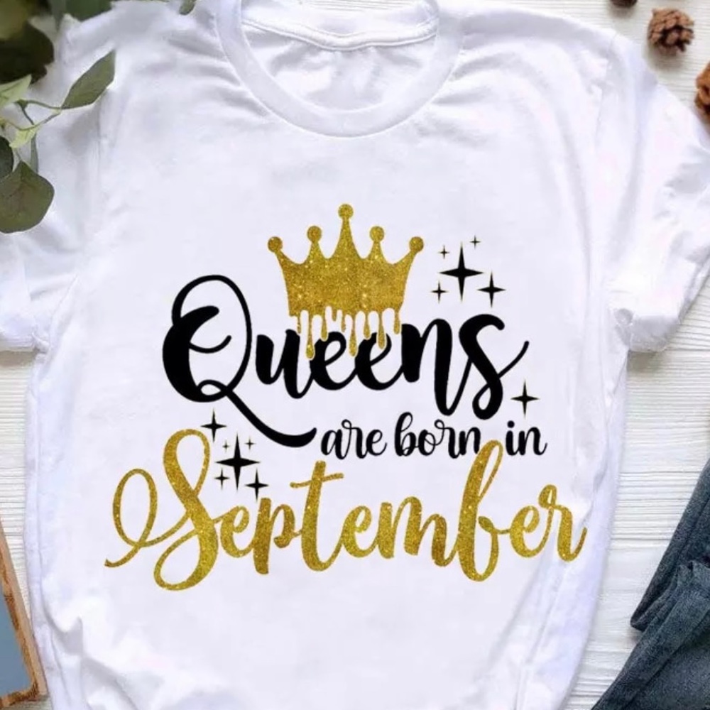 It’s the Queen’s Birthday in September  Tee-Shirt